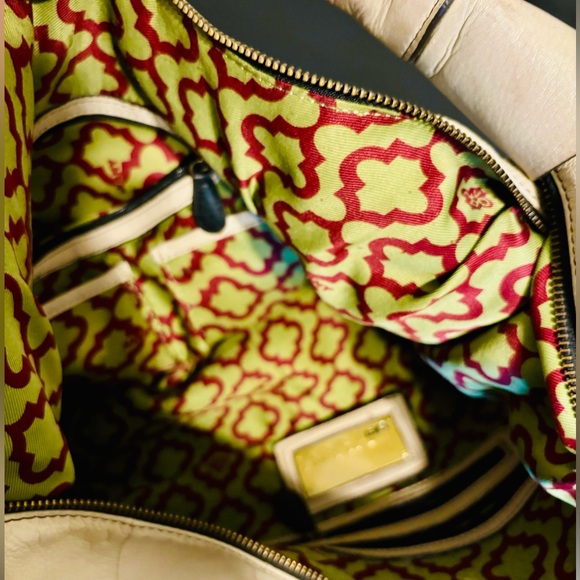 orYANY Leather Handbag Cream Shoulder Bag With Studded black Leather Accents - Picture 8 of 10